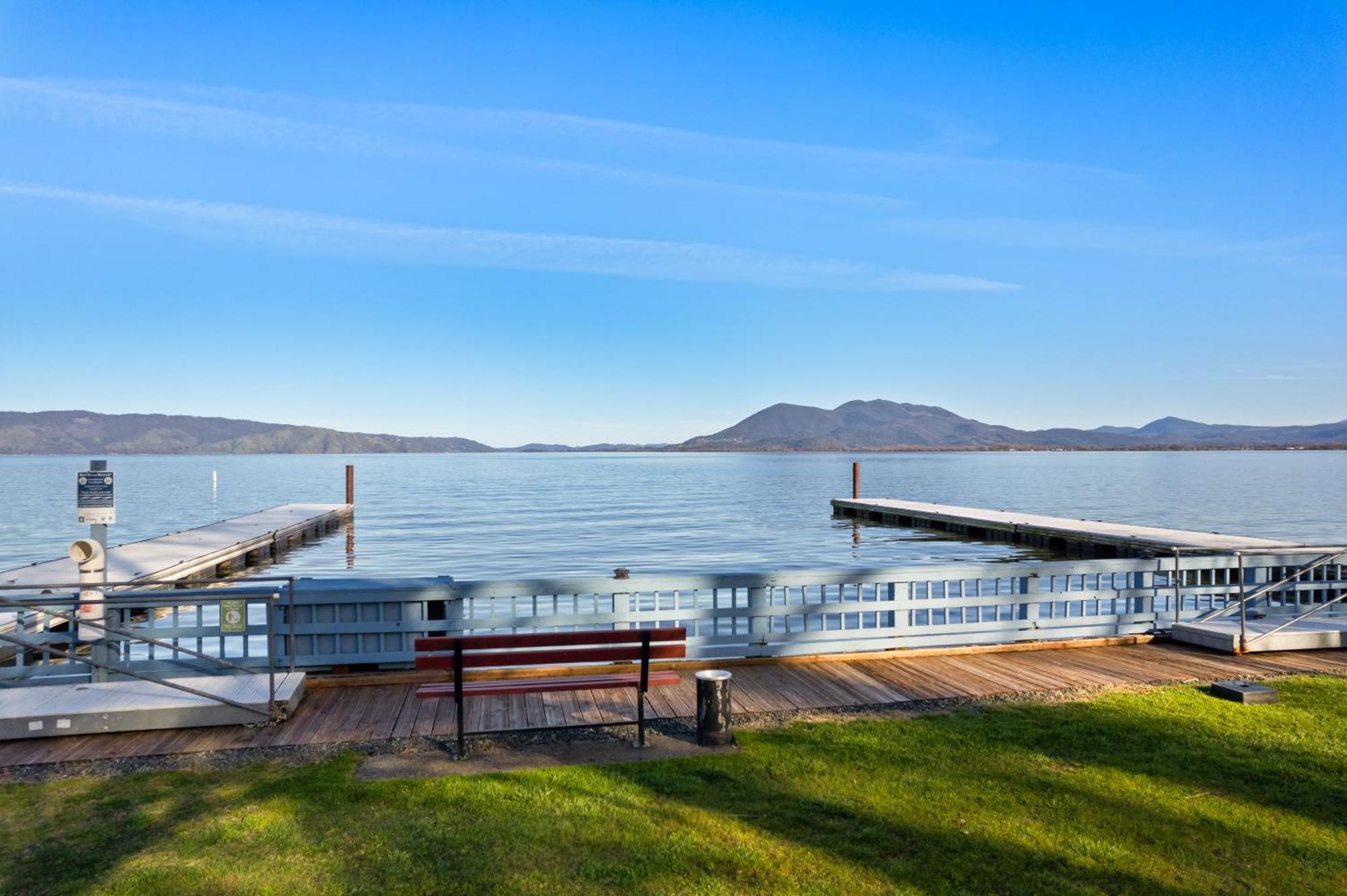 Skylark Shores Resort Lakeport Exterior photo